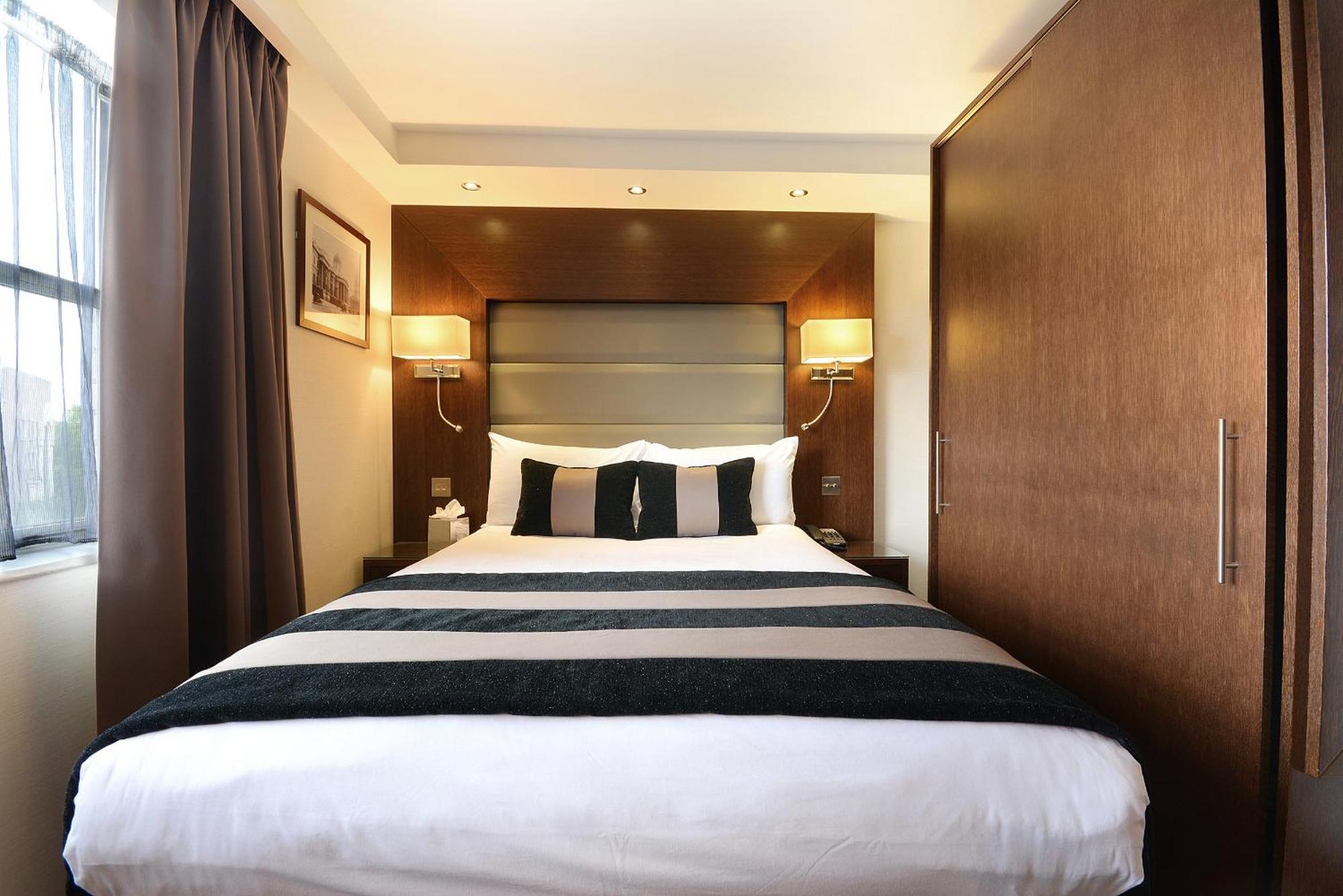 Park Grand London Kensington Hotel Exterior photo